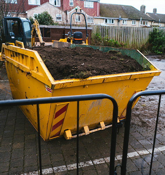 Affordable Mini Skip Hire Prices in Pontefract